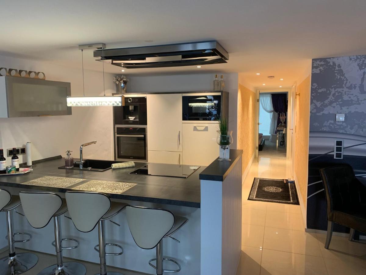 Luxus Domizil Apartman Villingen-Schwenningen Kültér fotó